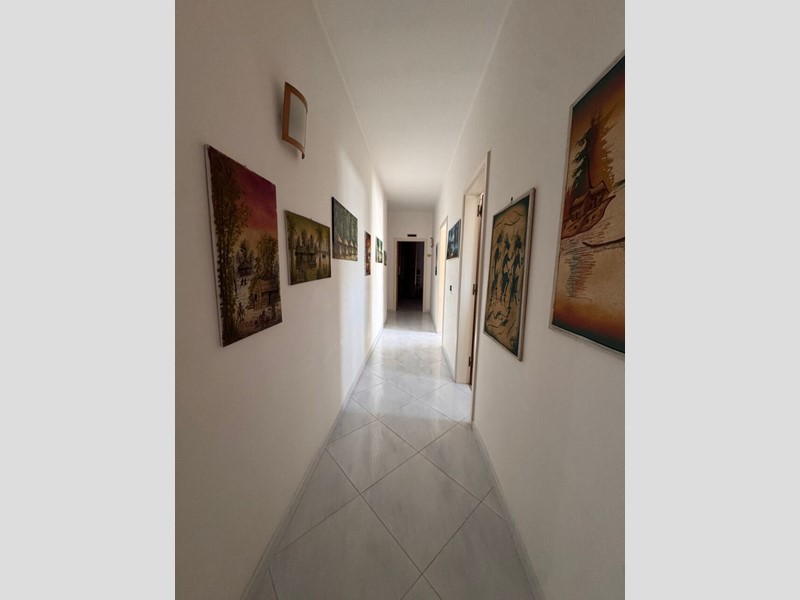Appartamento in Vendita a Ostuni, 180'000&euro;, 200 m²
