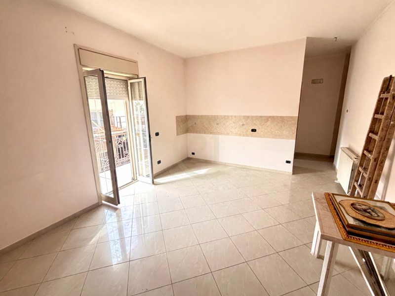 Trilocale in Vendita a Belpasso, zona Piano Tavola, 85'000&euro;, 75 m²