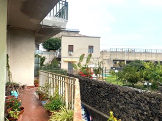 Quadrilocale in Vendita a Acireale, zona Semicentro, 115'000&euro;, 90 m²