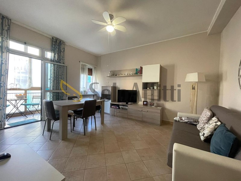 Bilocale in Affitto a Torino, zona San Donato, 500&euro;, 59 m², arredato