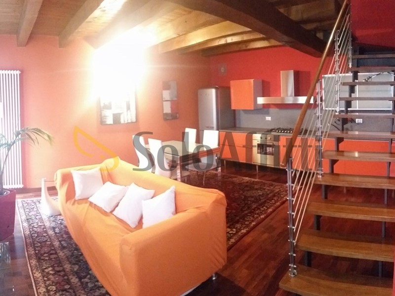 Trilocale in Affitto a Legnago, zona Centro storico, 700&euro;, 80 m², arredato