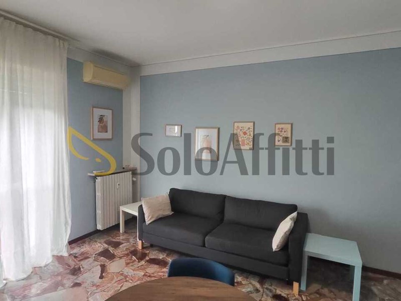 Trilocale in Affitto a Pavia, zona Centro, 1'000&euro;, 100 m², arredato, con Box