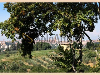 Trilocale in Affitto a Siena, zona Val di Pugna, 900&euro;, 80 m², arredato