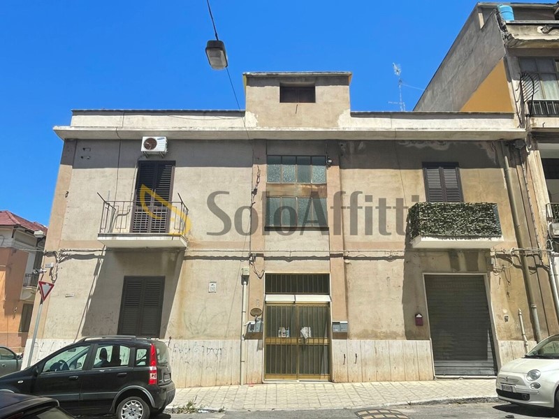 Bilocale in Affitto a Reggio Calabria, zona Sbarre Inferiori, 400&euro;, 50 m², arredato