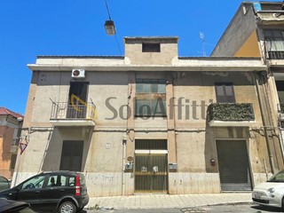 Bilocale in Affitto a Reggio Calabria, zona Sbarre Inferiori, 400&euro;, 50 m², arredato