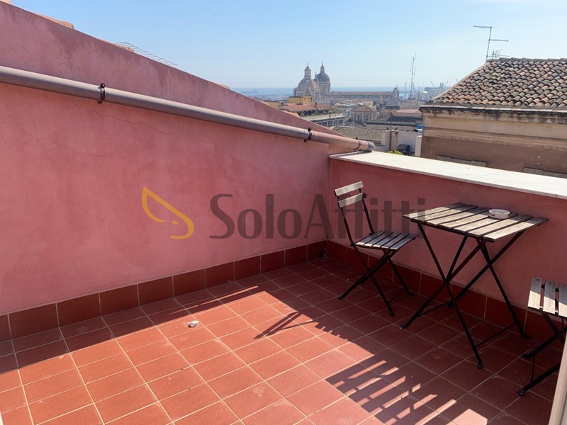 Bilocale in Affitto a Catania, zona Centro Storico, 600&euro;, 40 m², arredato