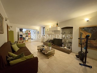 Quadrilocale in Vendita a Santo Stefano di Magra, 155'000&euro;, 90 m²