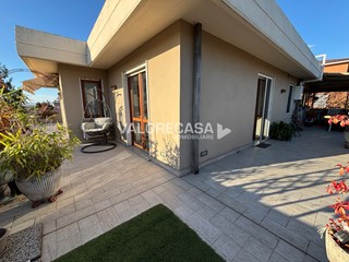 Attico in Vendita a Carrara, zona Avenza, 299'000&euro;, 110 m²