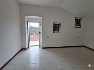 Quadrilocale in Affitto a Podenzana, zona Montedivalli, 580&euro;, 70 m²