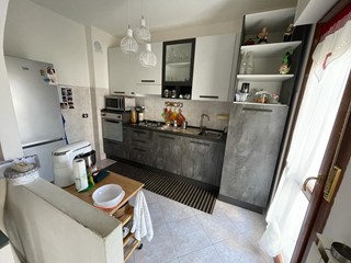 Bilocale in Vendita a Santo Stefano di Magra, 120'000&euro;, 65 m²