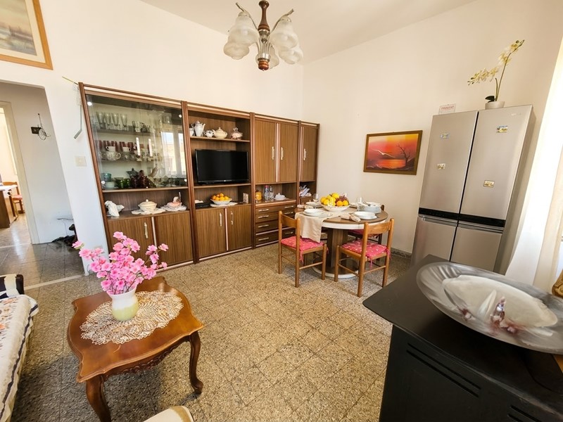 Trilocale in Vendita a La Spezia, 79'000&euro;, 65 m²