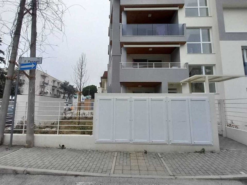 Trilocale in Vendita a Rimini, 380'000&euro;, 80 m², con Box