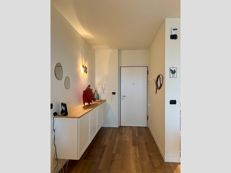 Appartamento in Vendita a Riccione, zona MARE, 380'000&euro;, 91 m², arredato