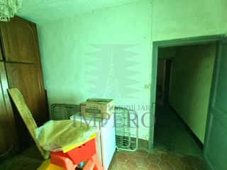 Appartamento in Vendita a Perinaldo, 180'000&euro;, 230 m²