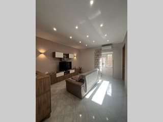 Trilocale in Vendita a Afragola, 135'000&euro;, 77 m²