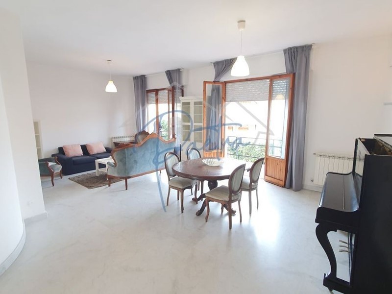 Appartamento in Vendita a Massa, 360'000&euro;, 130 m²