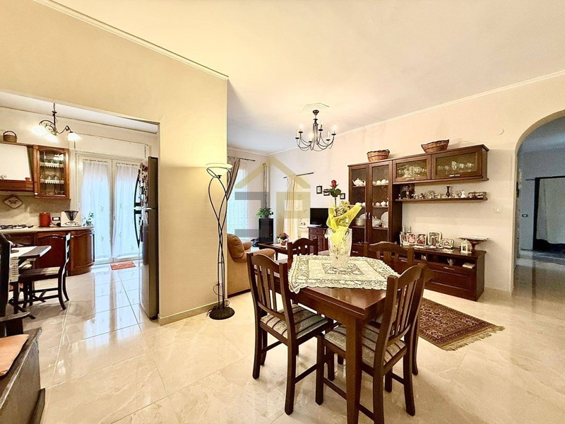 Quadrilocale in Vendita a Partinico, 79'000&euro;, 115 m²