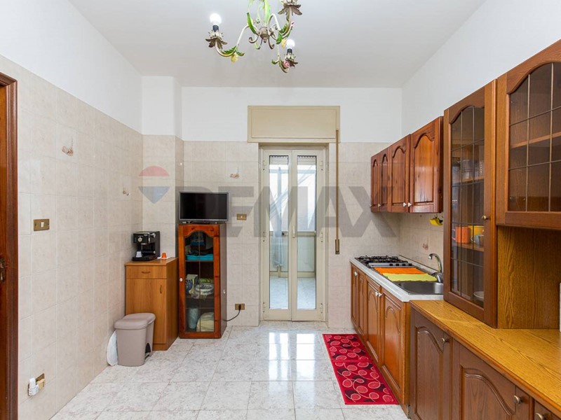 Trilocale in Vendita a Catania, 75'000&euro;, 104 m²