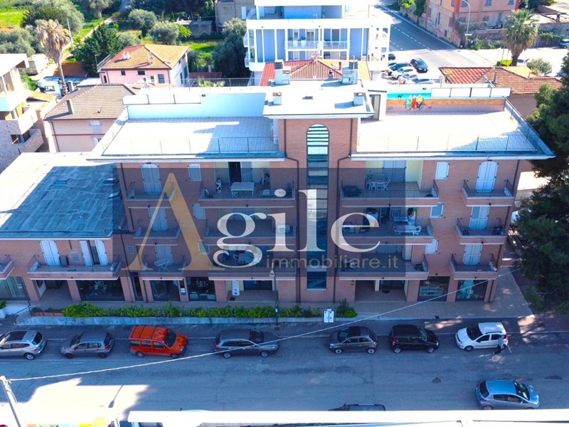 Trilocale in Vendita a Grottammare, 240'000&euro;, 105 m²