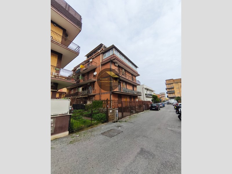 Quadrilocale in Vendita a Roma, 239'000&euro;, 120 m²