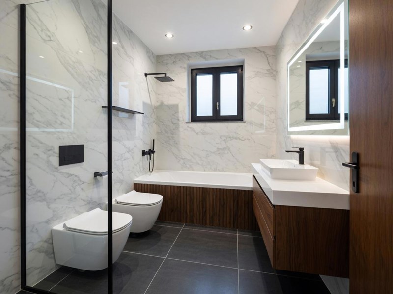 Trilocale in Vendita a Robecco sul Naviglio, 165'000&euro;, 97 m², con Box