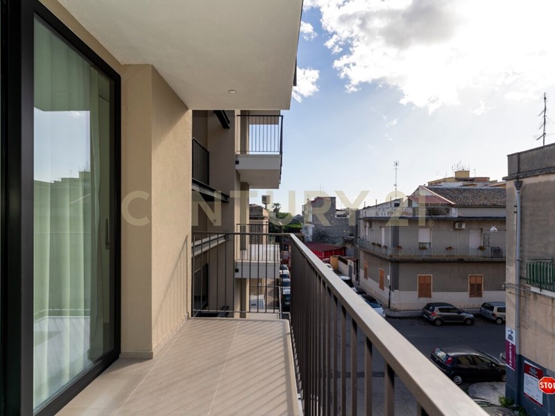 Trilocale in Affitto a Catania, 800&euro;, 55 m², arredato