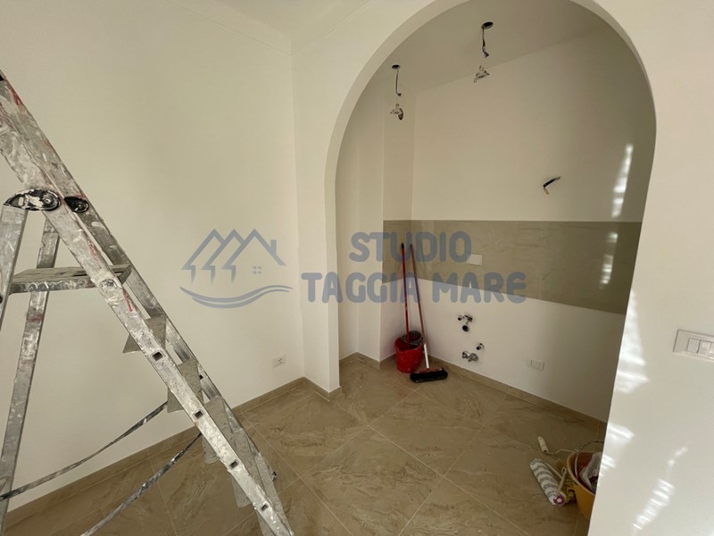 Trilocale in Affitto a Riva Ligure, 700&euro;, 65 m²