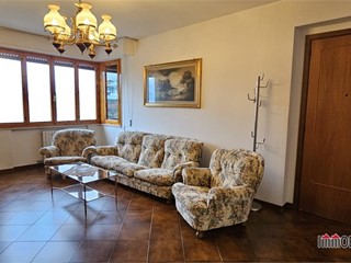 Appartamento in Vendita a Colle di Val D'Elsa, 220'000&euro;, 110 m²