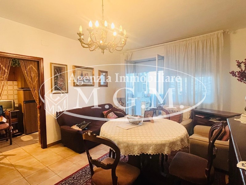 Appartamento in Affitto a Cascina, 750&euro;, 100 m², arredato