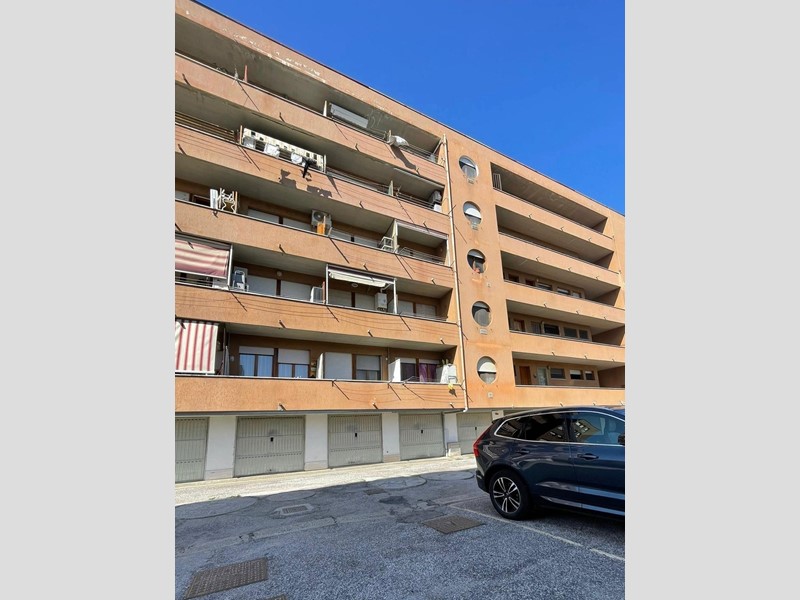 Bilocale in Vendita a Pisa, 117'000&euro;, 45 m²