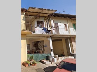 Quadrilocale in Vendita a Mezzago, 32'350&euro;, 80 m²