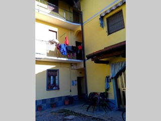 Quadrilocale in Vendita a Cuggiono, 34'500&euro;, 72 m²