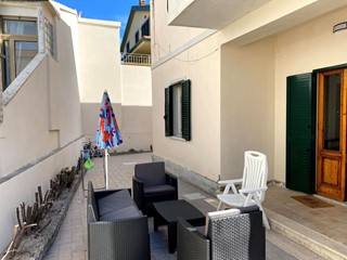 Quadrilocale in Affitto a Rosignano Marittimo, zona Rosignano Solvay, 2'700&euro;, 80 m², arredato