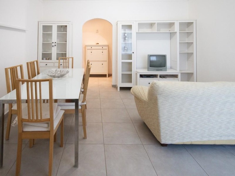 Quadrilocale in Vendita a Luni, zona Luni Mare, 150'000&euro;, 70 m², arredato