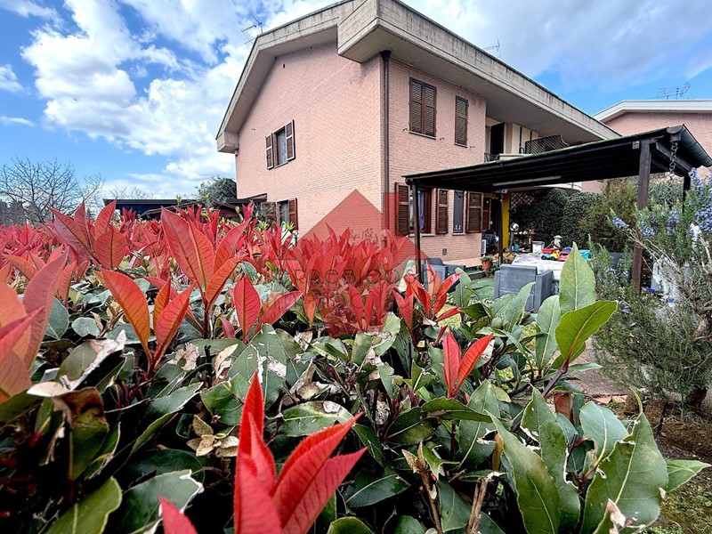 Trilocale in Vendita a Empoli, zona Martignana, 205'000&euro;, 74 m², arredato