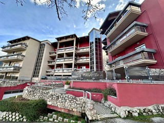 Trilocale in Vendita a L'Aquila, 195'000&euro;, 75 m²