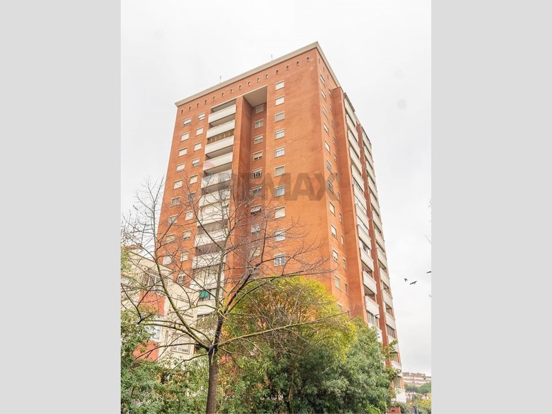 Bilocale in Vendita a Roma, 199'000&euro;, 68 m²