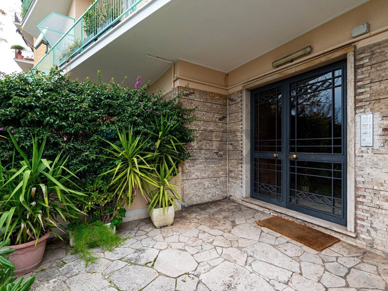 Quadrilocale in Vendita a Roma, 450'000&euro;, 93 m²