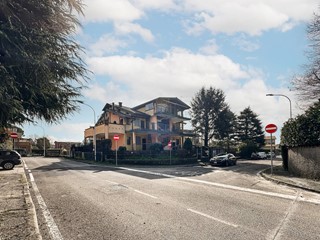 Bilocale in Vendita a Carnate, 185'000&euro;, 88 m²
