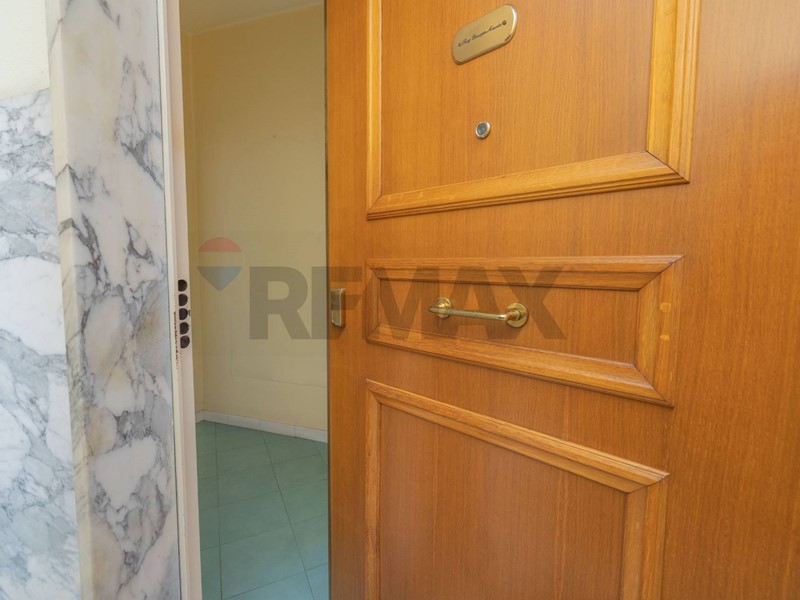 Trilocale in Vendita a Casavatore, 160'000&euro;, 70 m²