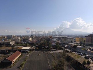 Quadrilocale in Vendita a Napoli, 320'000&euro;, 112 m²