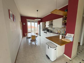 Quadrilocale in Affitto a Torino, 1'000&euro;, 97 m²