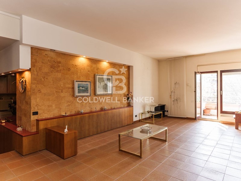 Appartamento in Vendita a Foligno, 230'000&euro;, 157 m²