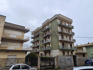 Quadrilocale in Vendita a Siracusa, 99'000&euro;, 110 m²