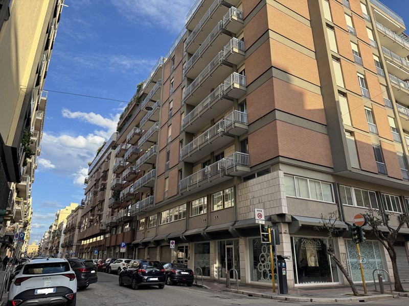 Bilocale in Vendita a Bari, 270'000&euro;, 60 m²