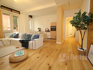 Trilocale in Vendita a Busto Arsizio, 180'000&euro;, 100 m², con Box