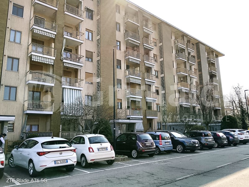 Quadrilocale in Vendita a Beinasco, 159'000&euro;, 100 m²