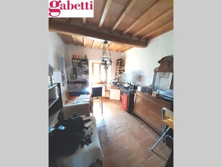 Quadrilocale in Vendita a Casole d'Elsa, 85'000&euro;, 75 m²