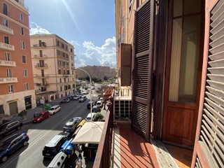 Trilocale in Vendita a Roma, 460'000&euro;, 95 m²