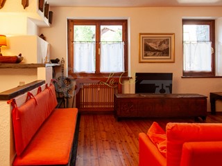 Appartamento in Affitto a Prè Saint Didier, zona Verrand, 10'000&euro;, 119 m², arredato, con Box